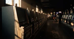 Bästa spelautomater i Sverige 2026 – kostnaden och reglerna